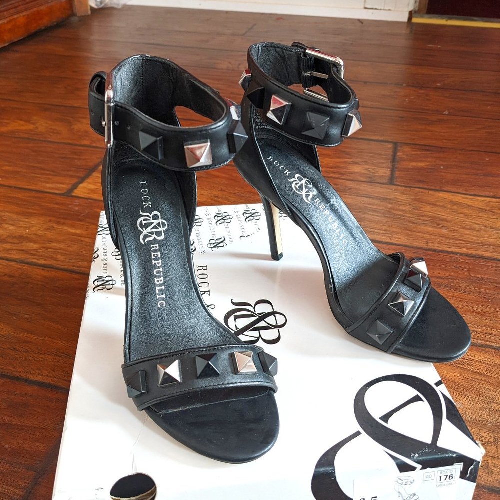 Rock & Republic Studded Viper D'Orsay Heels